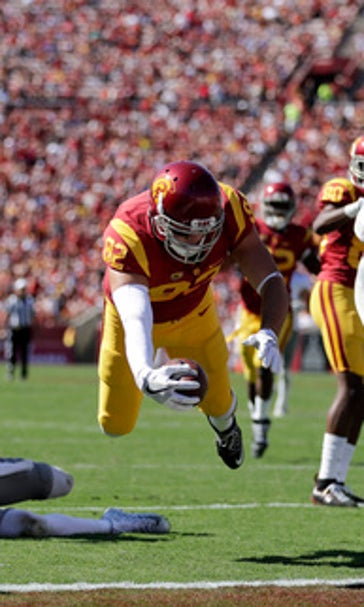 USC overcomes turnovers, finishes off No. 21 Colorado 21-17